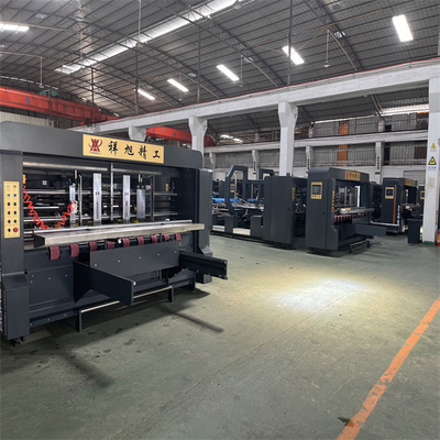 Gepersonaliseerde kleur Automatische folder Gluer Stitcher Gemakkelijke bediening Energiebesparing